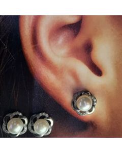 حلق لؤلؤ أبيض - pearl earring - لون فضي